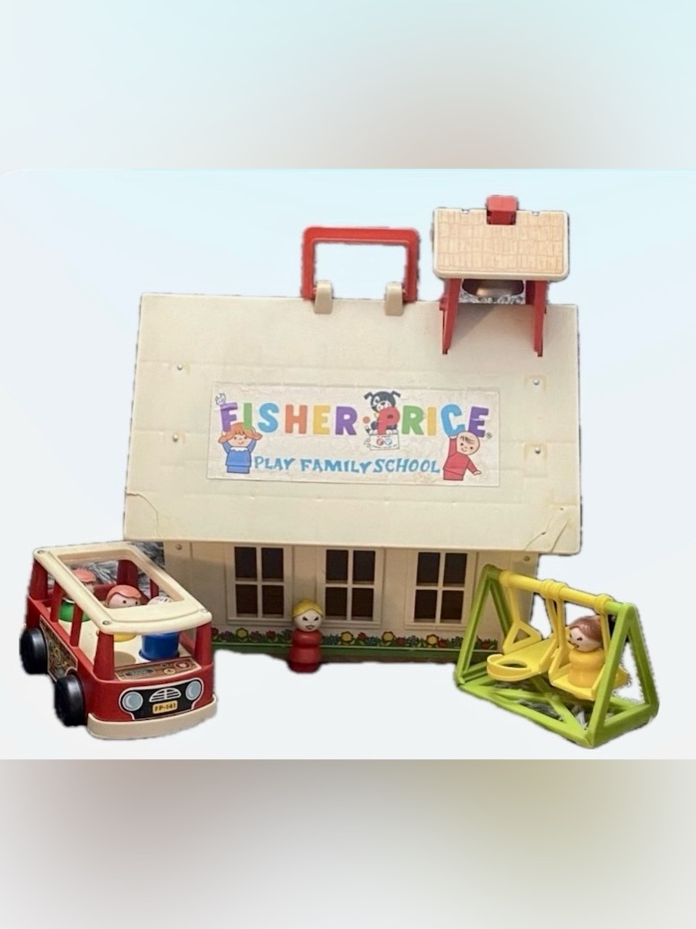 FISHER-PRICE - LITTLE PEOPLE VTG 70’s SCHOOLHOUSE WITH FIGURES, FURNITURE & BUS